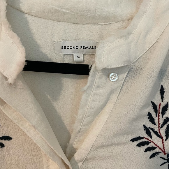 Anthropologie Sheer White Blouse with Navy and Red Floral Embroidery - Picture 8 of 8